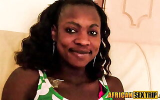 Soft smiled african cosset broken up are made for cock sucking