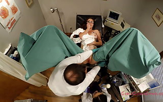 Hottie Donna Leigh Gets Hitachi Orgasm & Exam GirlsGoneGyno